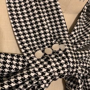Vintage Houndstooth Print Frayed Blanket Scarf - Black